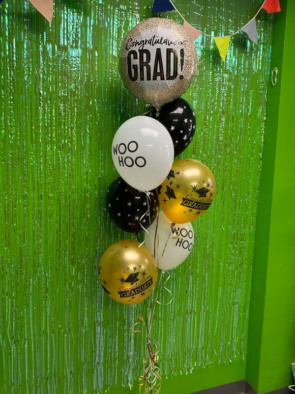 Grad bouquet gold and black tones