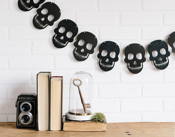 *SALE* Glitter skull banner