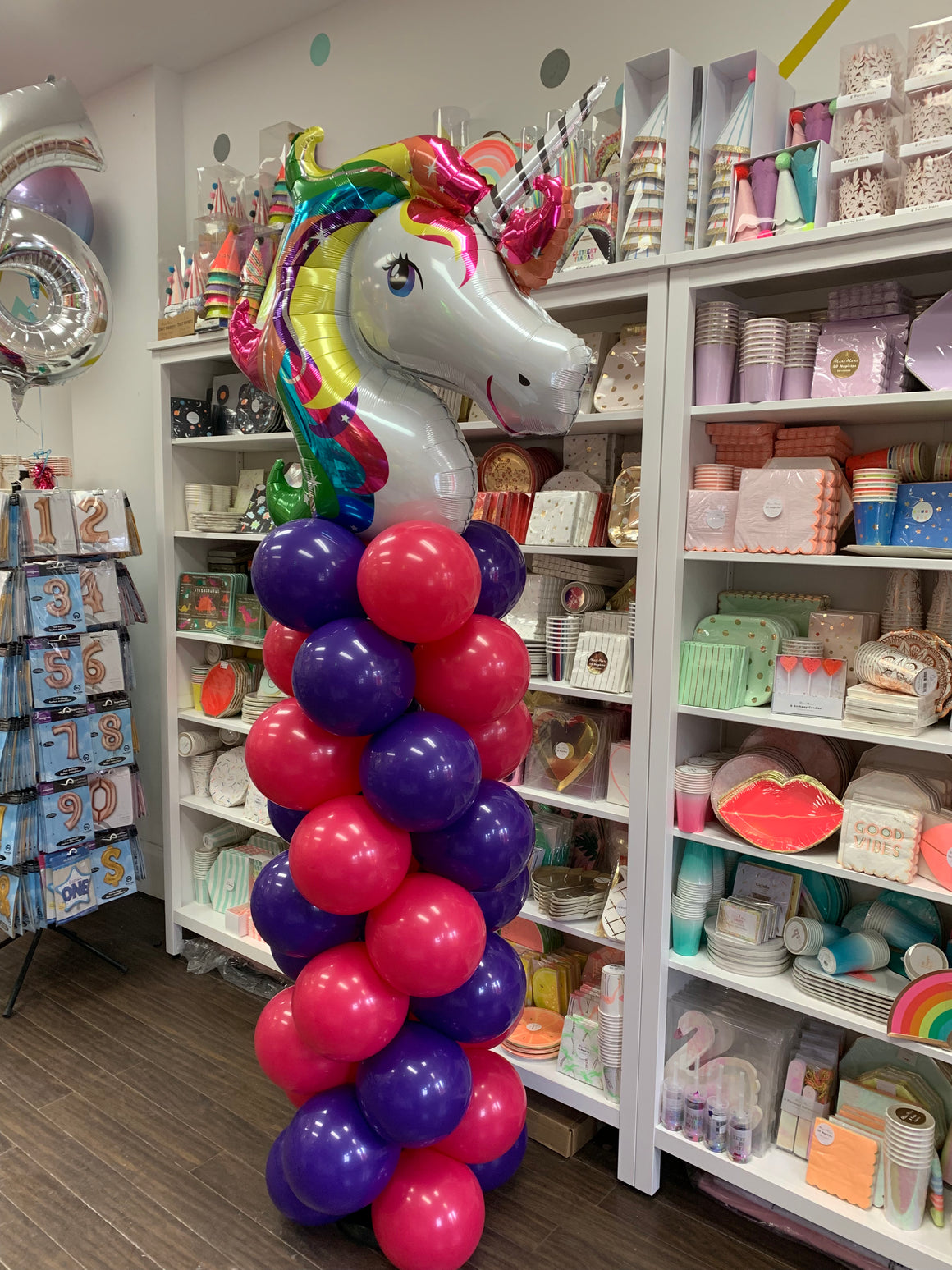 Unicorn balloon pillar