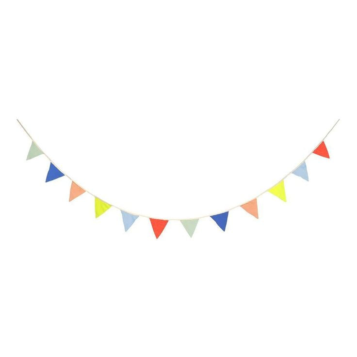 Organic cotton Knitted flag pennants - Meri Meri