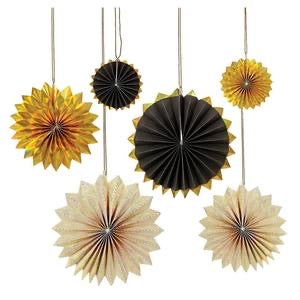 Black and gold pinwheel decorations - Meri Meri