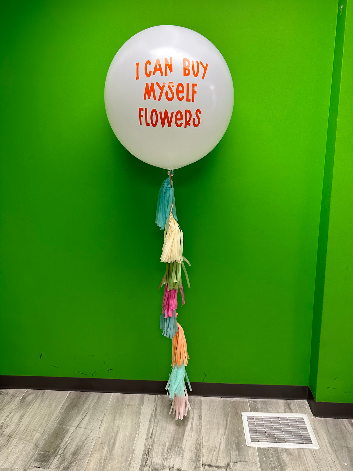 Personalized big latex balloon - with or without tassel tail 24 HOURS NOTICE REQUIRED