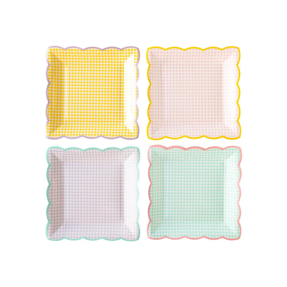 Pastel gingham plates