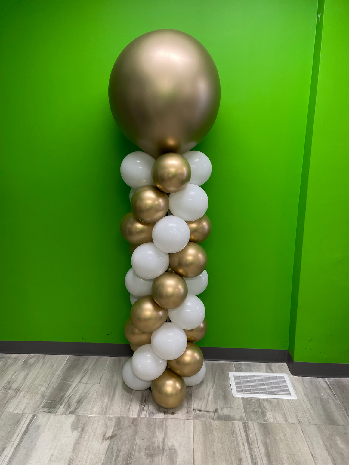 chrome balloon pillars (various colours)