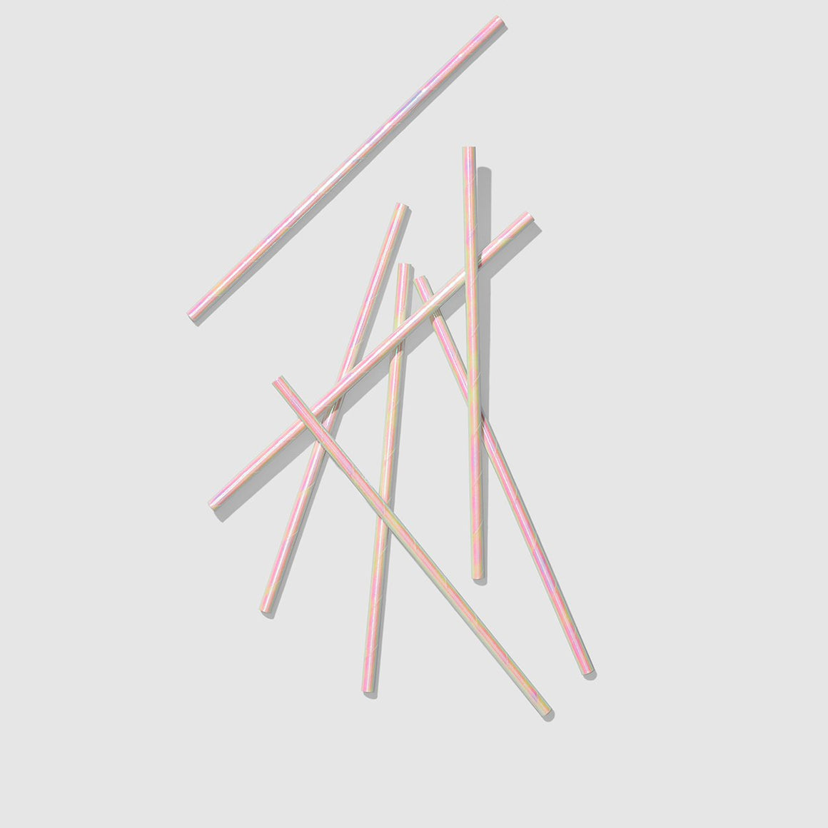 Compostable iridescent straws